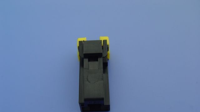 供应汽车连接器