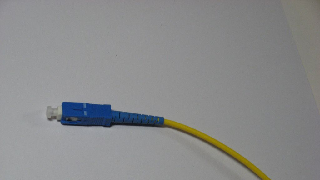 供应    生产厂家直销ST光纤连接器