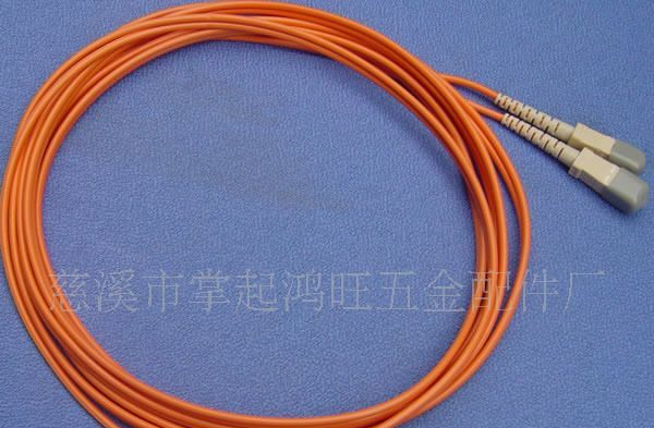 光纤连接器，跳线。光通信。光科技。光纤跳线。适配器