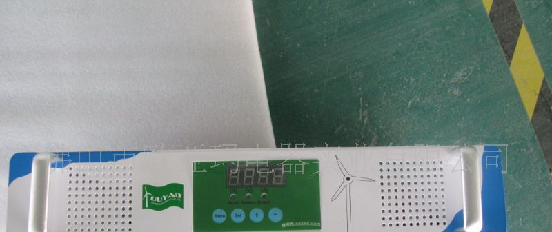 供应500W/24V风力发电机控制器