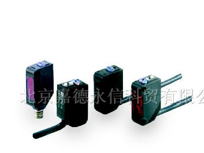 特价现货供应欧姆龙光电开关E3Z-D61,E3Z-D62