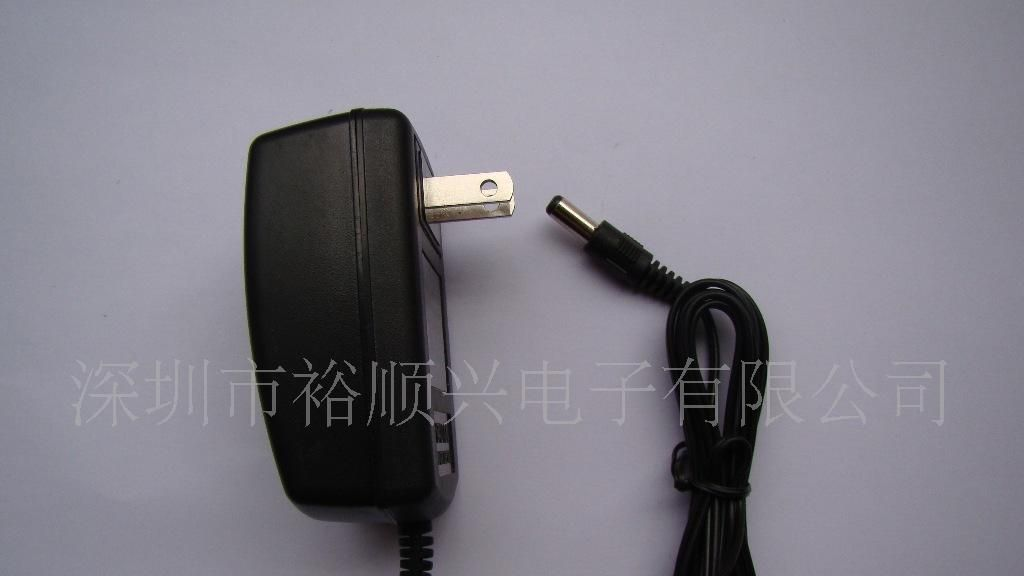 12V1.25A电源适配器 15W