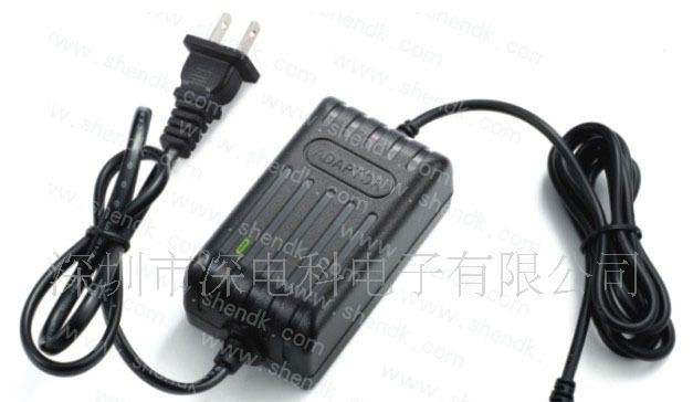供应12v2a双线监控电源 适配器