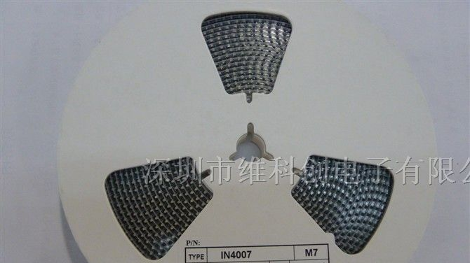 供应二极管TOSHIBA 1N4007 M7 SMD