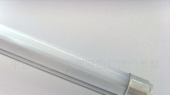 供应T5*0.9米*11W*LED贴片日光灯