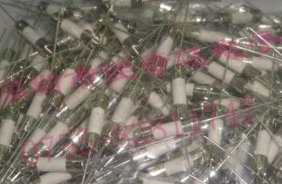 带脚保险管 30A 250V