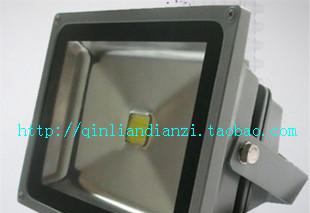 户外大功率30W LED投光灯