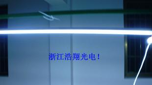 厂家直销高亮20w节能实用型LED日光灯