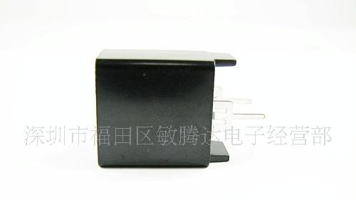 MF72  9欧 270V  方型 直插式消磁电阻