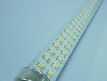 供应T8 16w led日光灯管T5*1200灯管T5 LED日光灯管