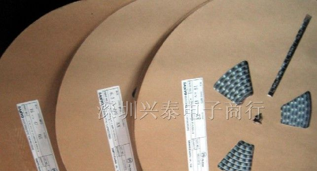 供应220UF/25V/8*10.5贴片铝电解电容