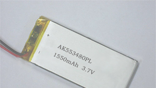 供应3.7V1500mah锂电池单体,7.4V或12V锂电池组