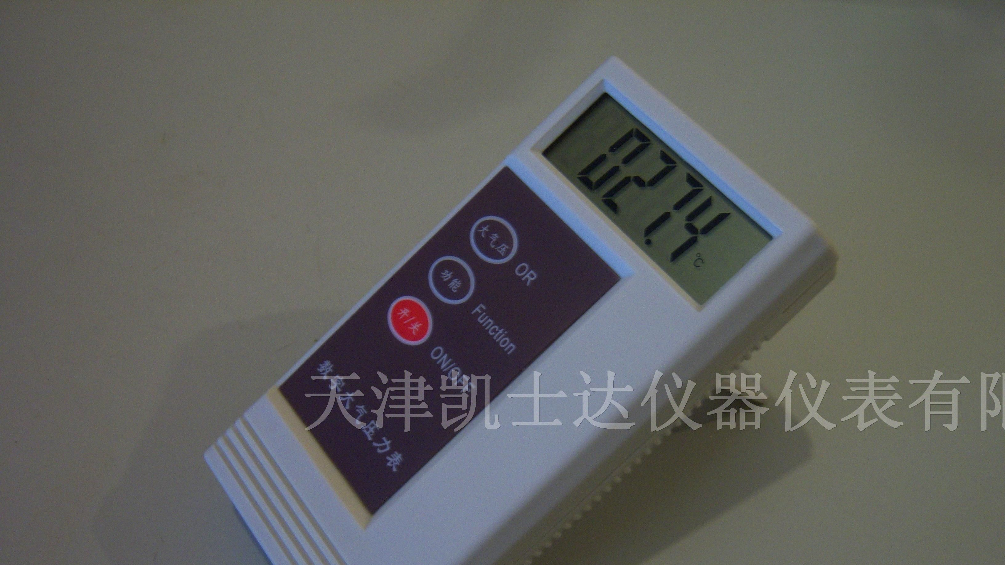 手持式数字大气压力计，便携式数字大气压力计