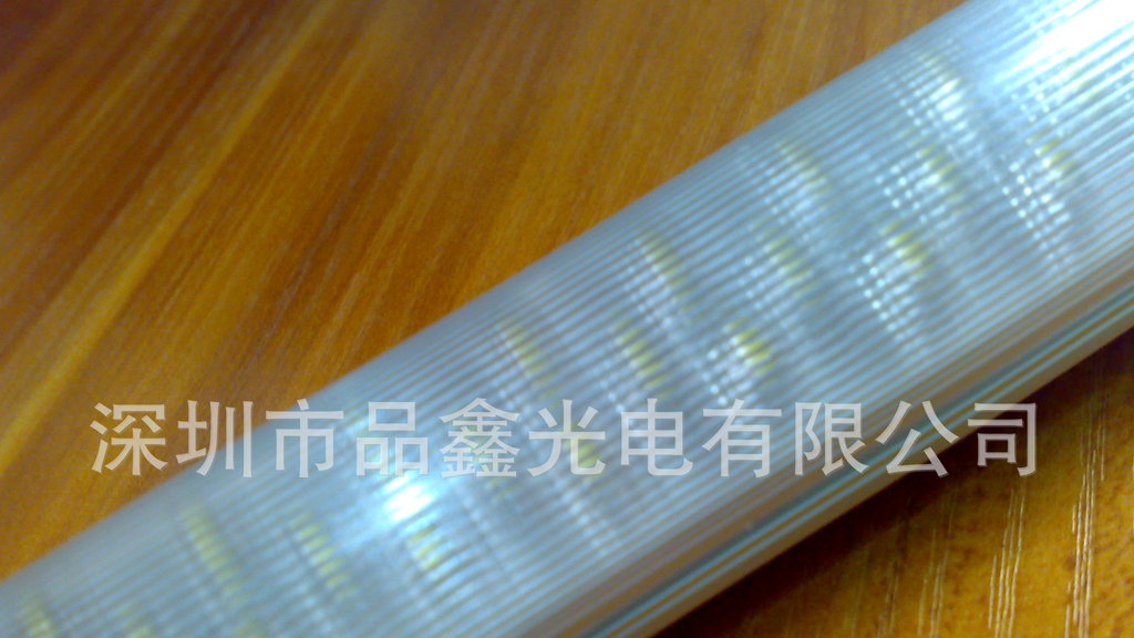 厂家直销T8LED日光灯 0.6米 9W暖白 家居商业专用