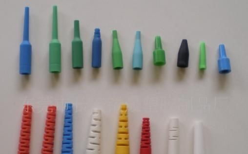 供应 （高质量 环保 防火）光纤连接器散件