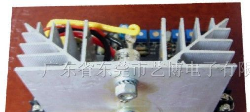 供应电压调节器AVR  CF-8A