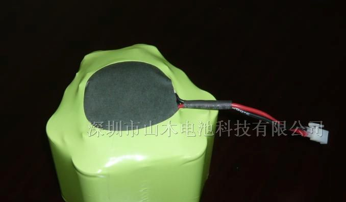 供应12.8V15AH太阳能磷酸铁锂电池