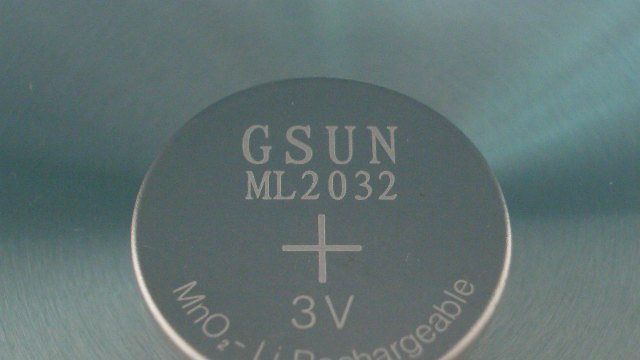 供应3V锂锰纽扣充电电池ML2032