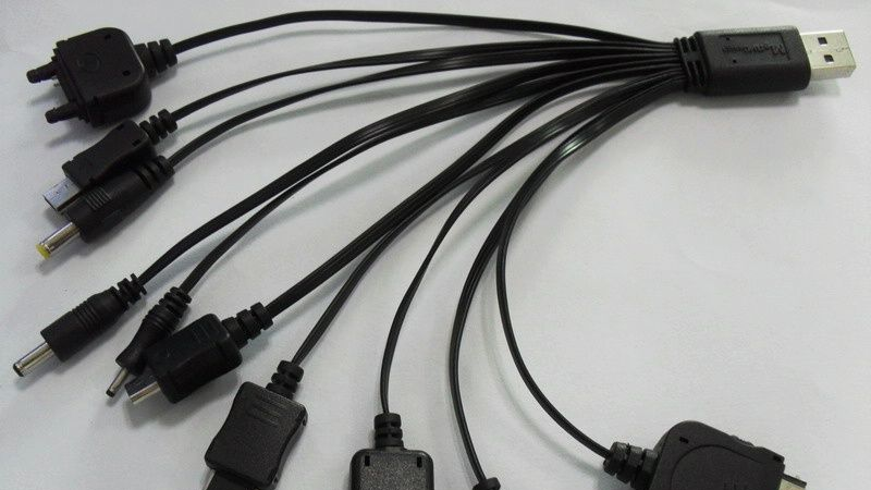 供应各款手机应急充电器