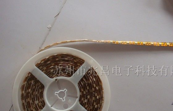 供应LED软灯带5050/3528软灯条60灯