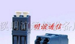 厂家直销供应LC-LC光纤适配器 LC单模双工适配器
