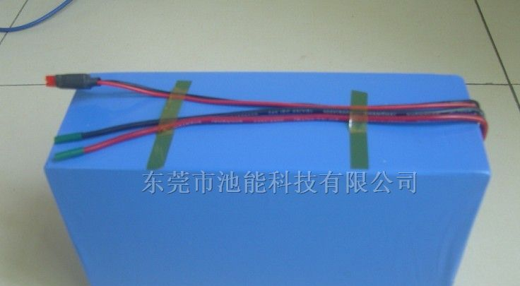 供应48V-50AH磷酸铁锂电池