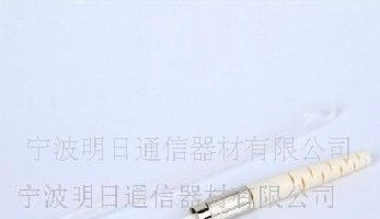 供应光通信D4连接器，DIN连接器，适配器。