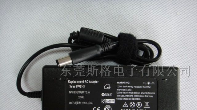 供应笔记本电源 19V 6.3A 电源适配器