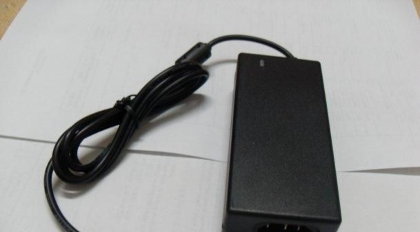 供应12v稳压器，12V直流电源，12V恒压电源