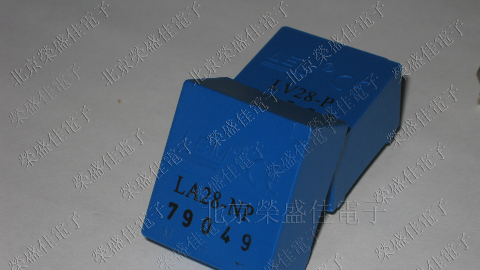 供应电流、电量、电压传感器LA28-NP LV28-P