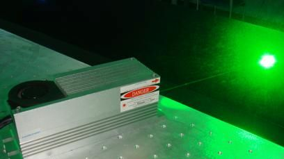 供应532nm绿光固体激光器（600~2000mW）