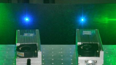 供应473nm蓝光低噪声固体激光器（1~100mW）