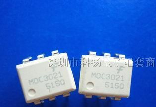 MOC3021 光隔离器 - 三端双向可控硅/SCR输出 DIP-6