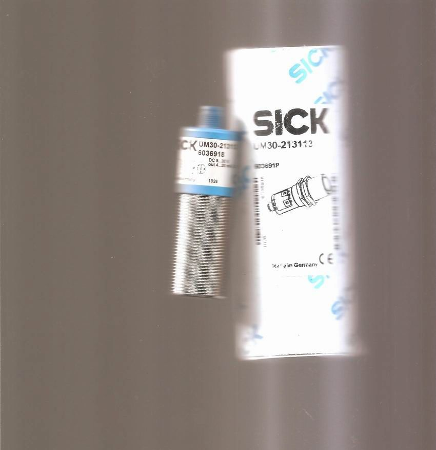 SICK超声波传感器UM30-13113 现货