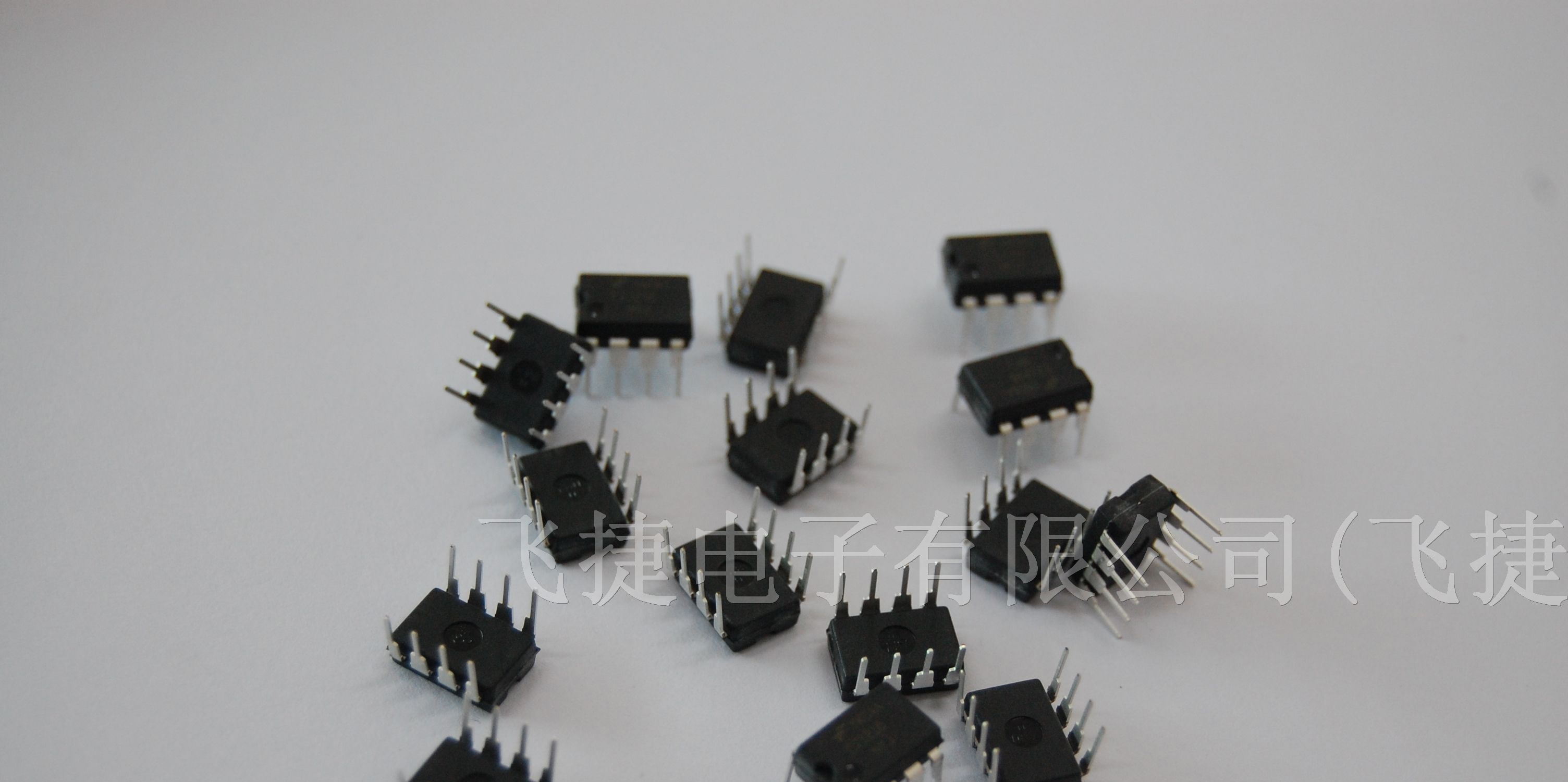 供应26W无锡硅动力非隔离LED灯驱动IC SP5508
