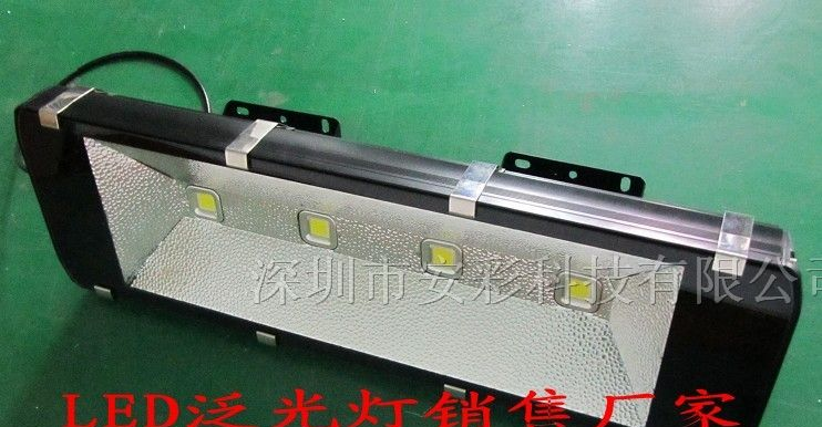 供应300wLED泛光灯300w泛光灯LED泛光灯