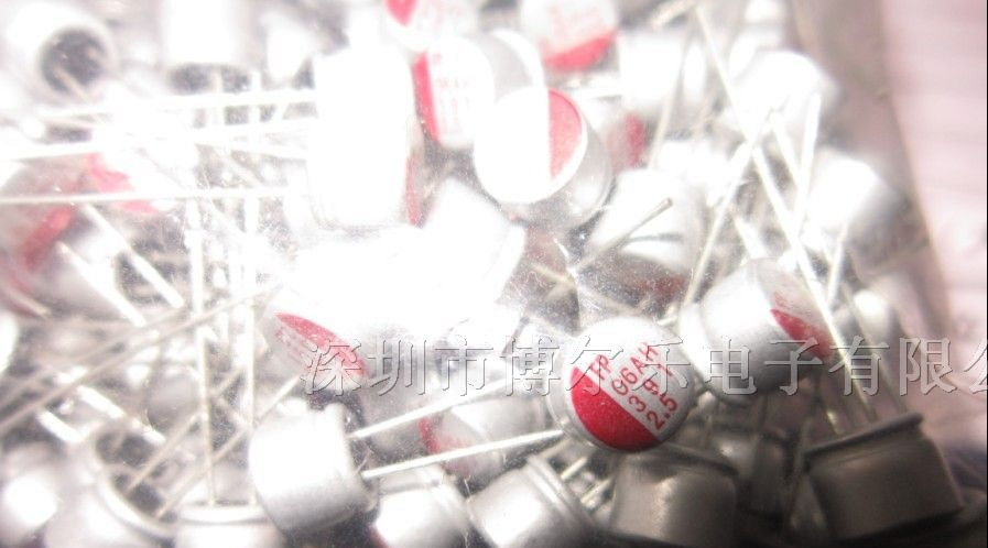 富士通 固体 固态电容 2.5V390UF 6X5 FP 支持散卖