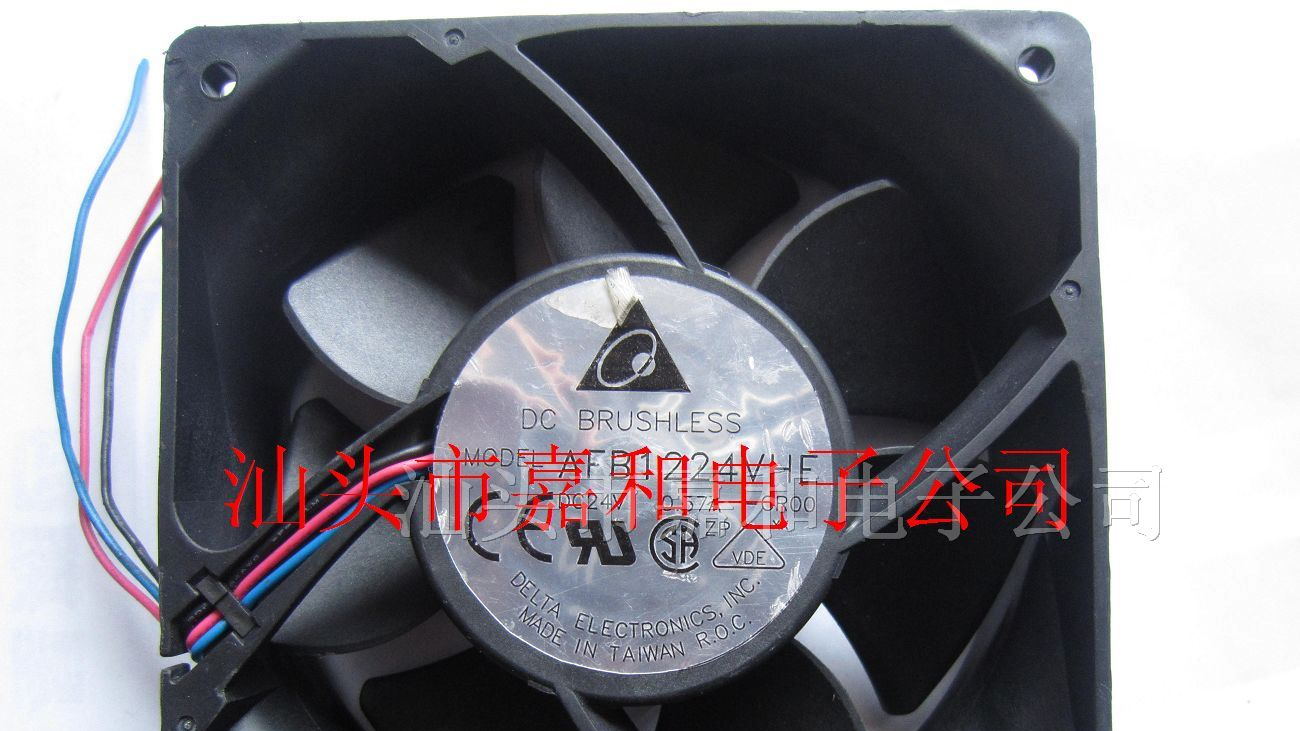 供应散热风扇AFB1224VHE-CR00