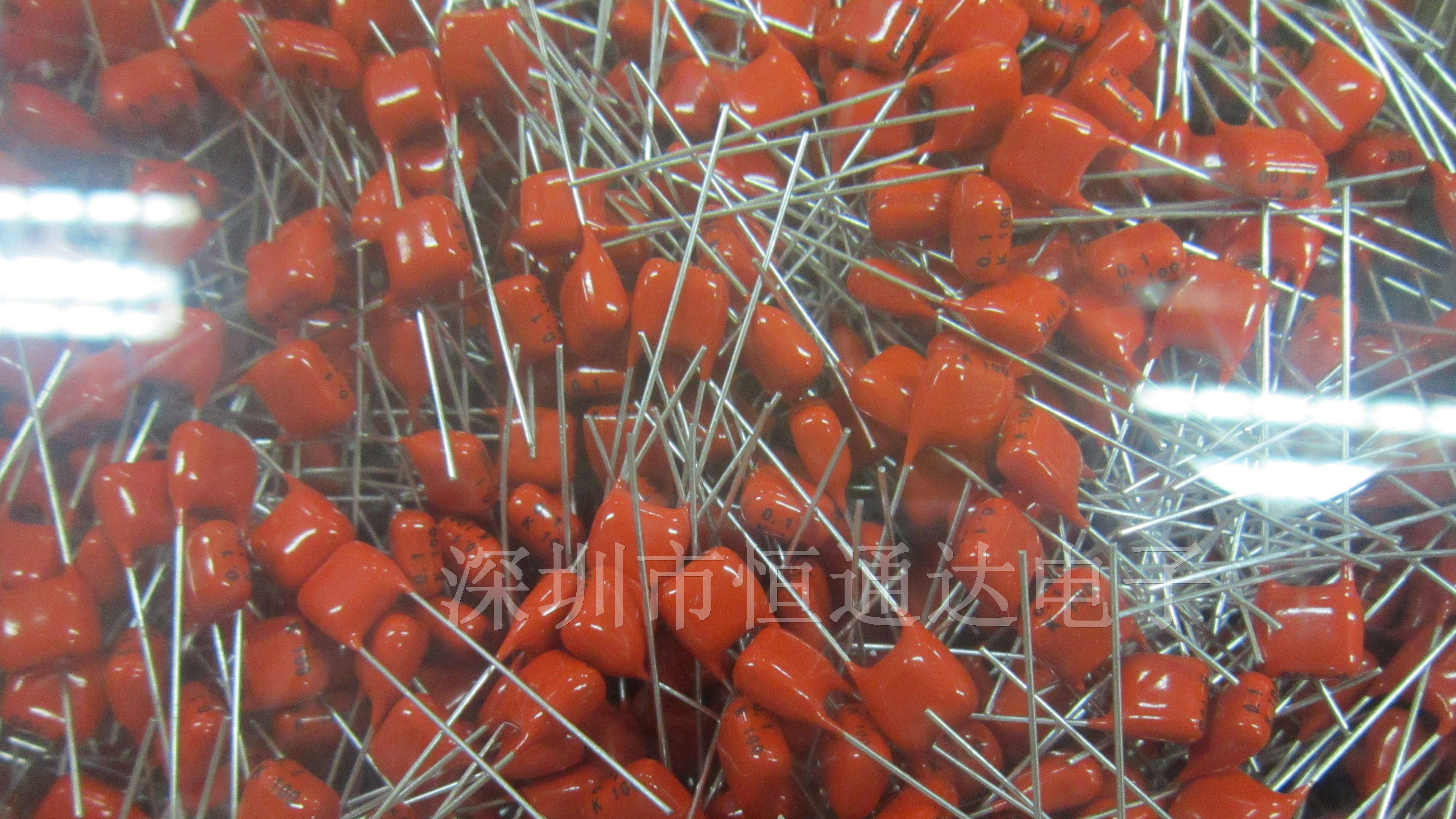 供应CBB金属膜电容系列63V105