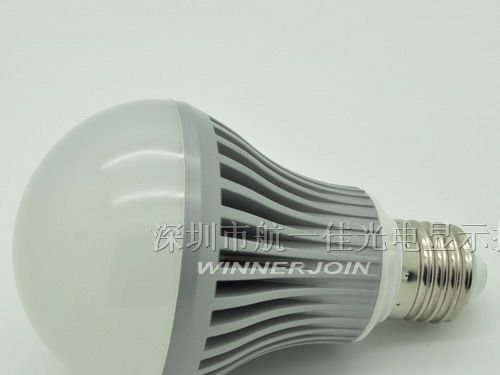 供应9W LED球泡灯，替代节能灯泡