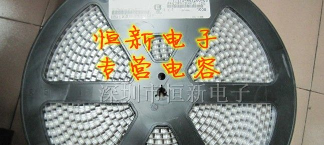 进口贴片固态电解电容 20V39UF 8X7