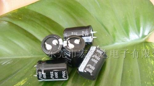 供应汽车用牛角电解电容