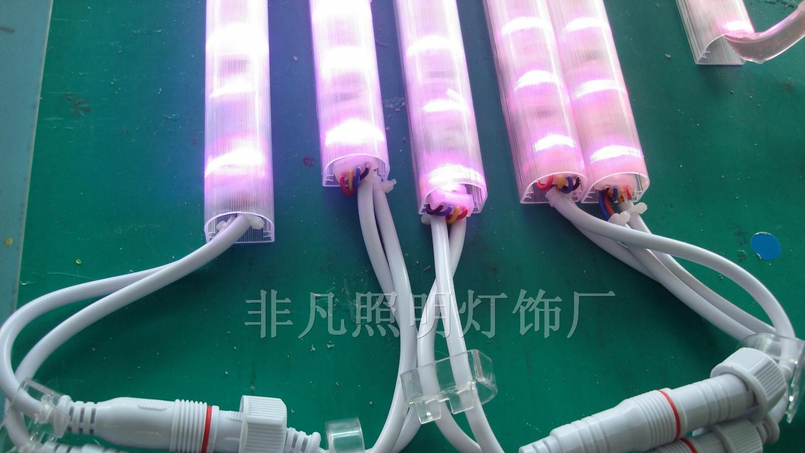 供应LED护栏管LED数码管LED护栏灯生产厂家