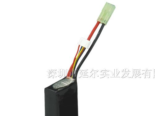供应11.1V 950mAh 20C高倍率聚合物航模电池