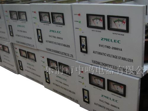供应SVC-2000VA单相高精度全自动交流稳压器