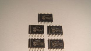 PHI SA575DK系列增益控制电路