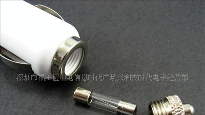 iPod&iPhone3GS 4G鸡腿形USB车充