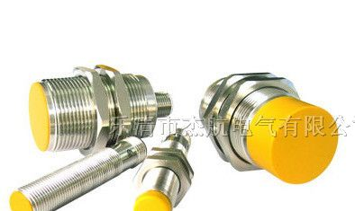 NI5-M12-LIU、BI8-M18-LIU图尔克接近传感器