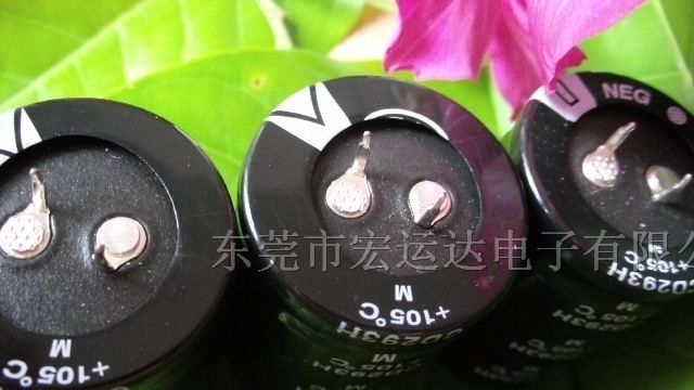 供应相机闪光灯用铝电解电容器