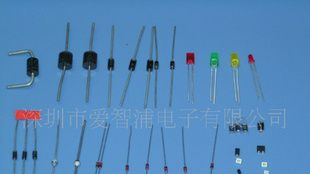 厂价直销SS14  1安培贴片肖特基势垒二极管